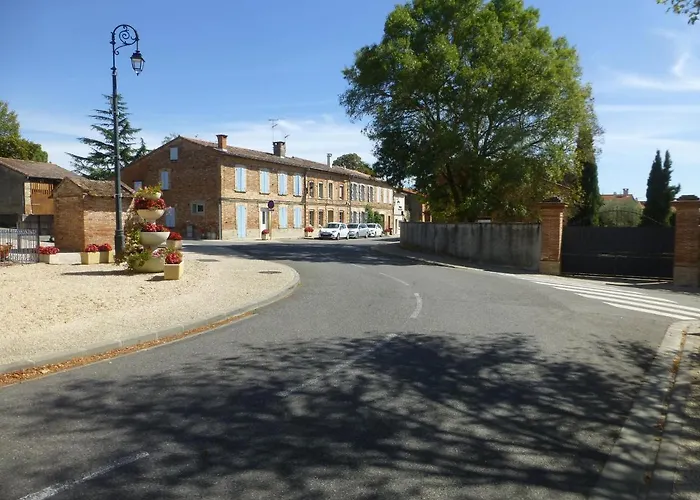 Chez Papi ゲストハウス Bazus